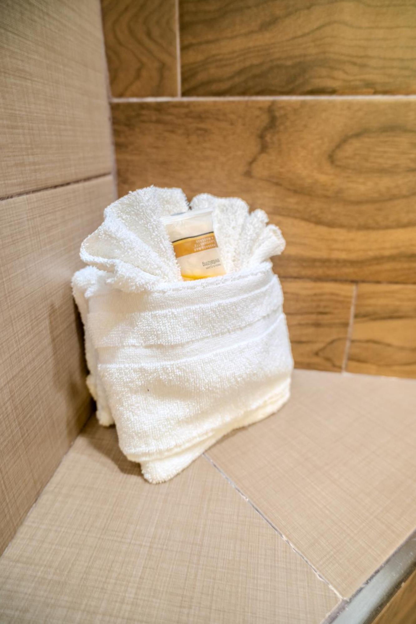 サウス・パドリー・アイランドFlamingos Hideaway Stylish 1Br Coastal Escape 155アパートメント エクステリア 写真